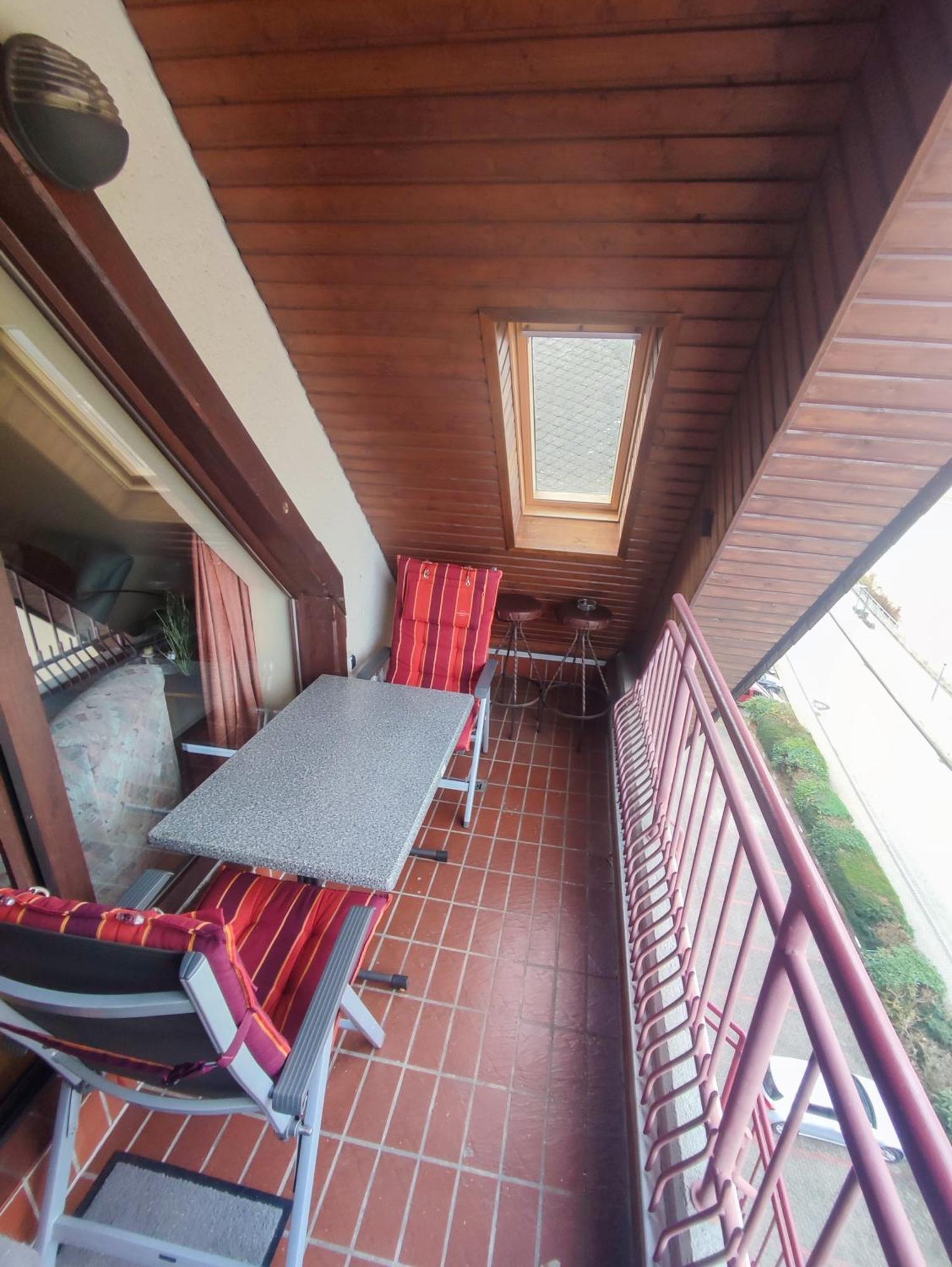 Panorama Oase Ferienwohnung Mit Blick Auf Mosel Und Reichsburg Cochem Kültér fotó